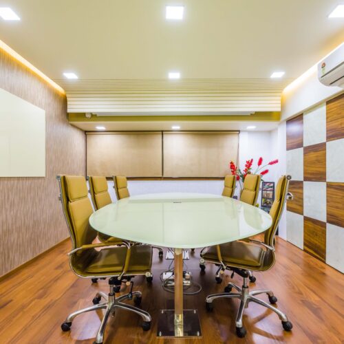 CONFERENCE ROOM 05